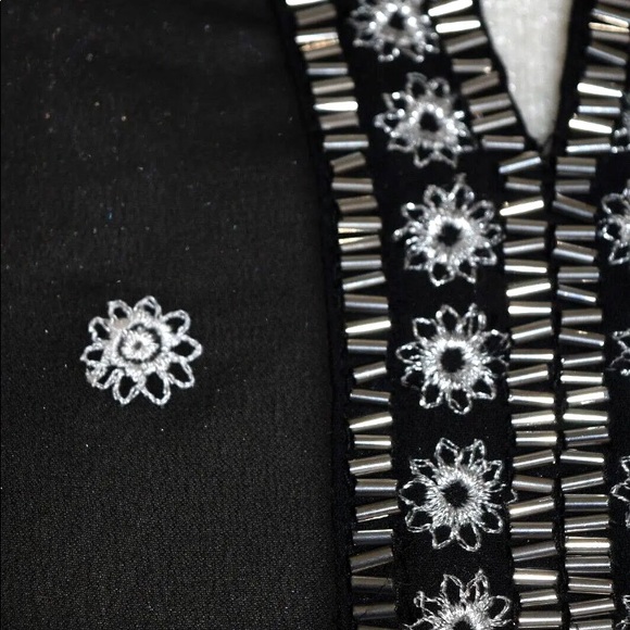 BLACK BEACH COVER UP  CRUISE WEAR & CO Embroidered Embellished Excellent conditi - Picture 5 of 8